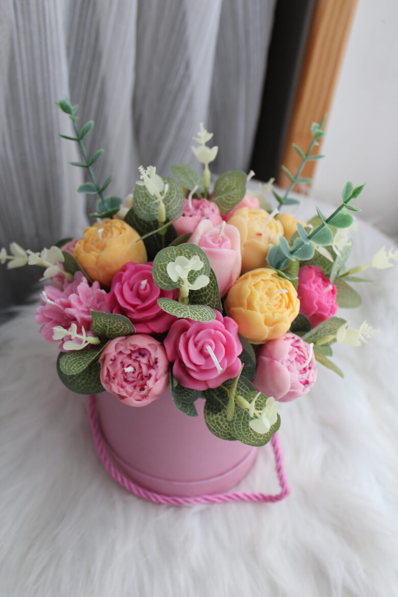 Košais ziedu dāvanu box