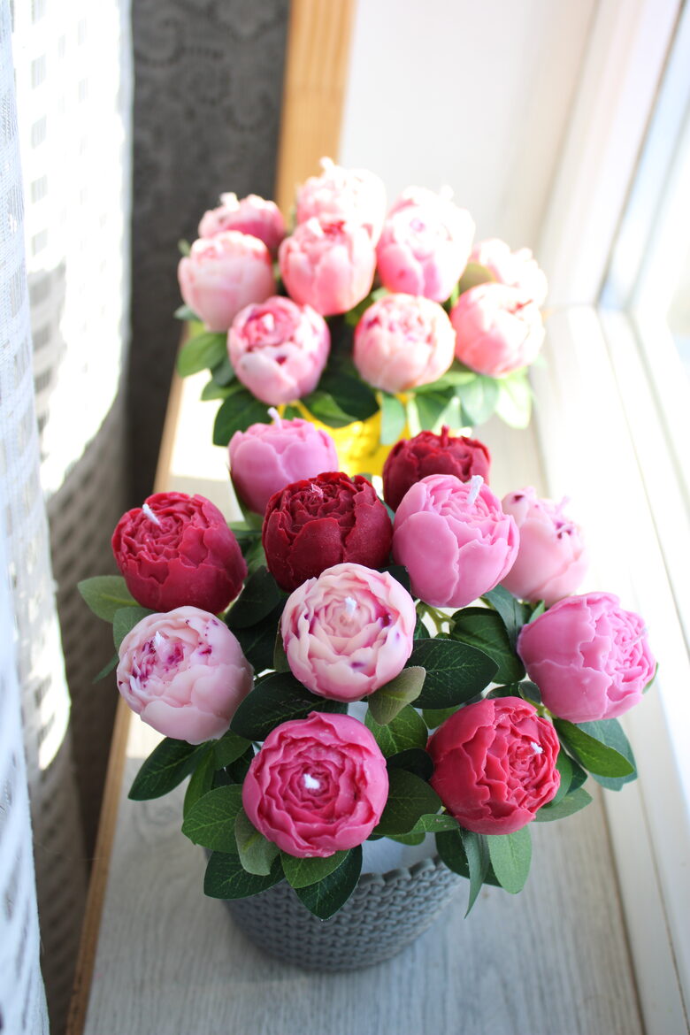 Peoniju sveču pušķi - pieejamie