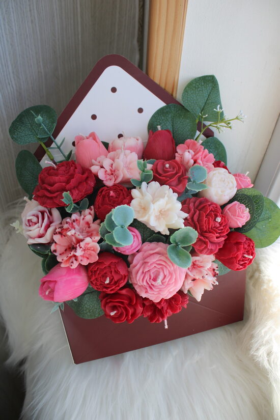 Aploksne ar 25 ziediem 